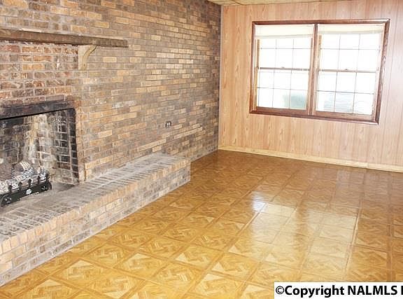 5th image of 3305 Avery Ave SW