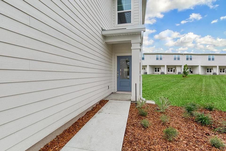 Townhome entrance