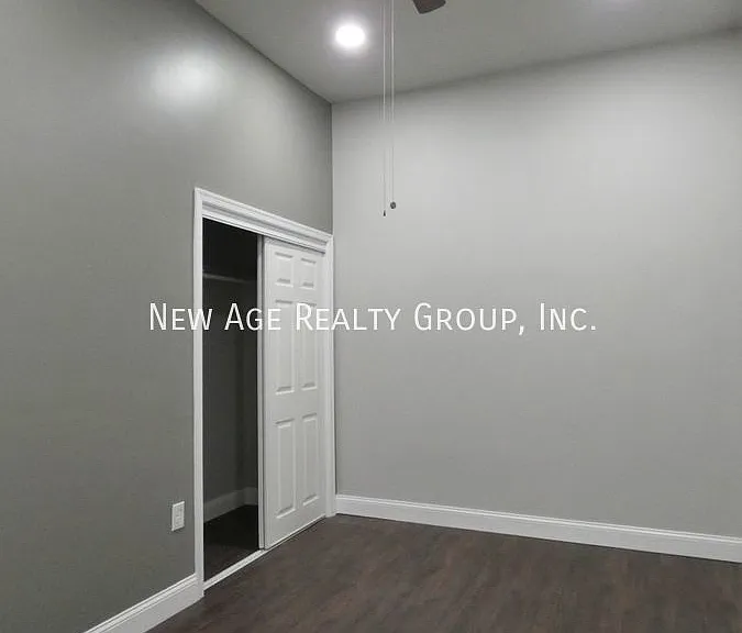 3515 Hamilton St #1R — Photo 7