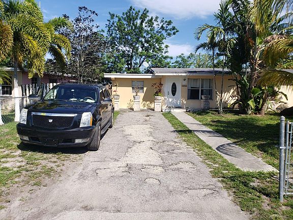 2nd image of 1236 SW 29th Ter