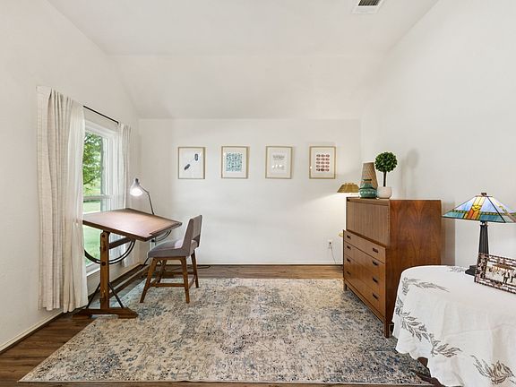 5th image of 3505 Summer Dr