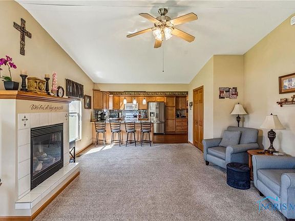 5th image of 1104 White Birch Dr #U-1104