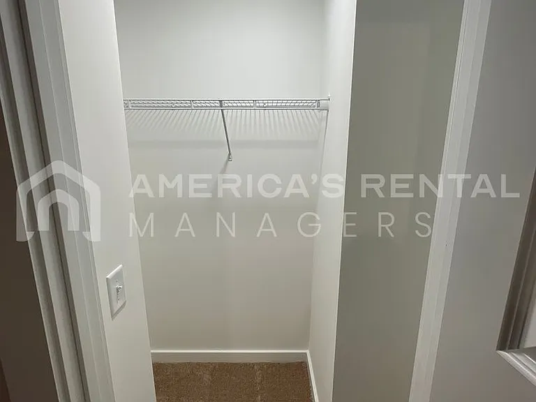 2108 Ellsworth Loop Rd — Photo 29
