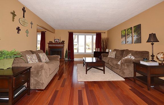 2nd image of 9020 S Moody Ave