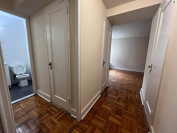 4th image of 196-52 67th Ave #1
