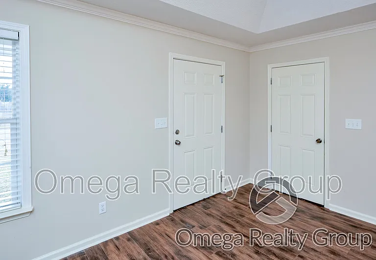 18488 Thoroughbred Dr — Photo 5