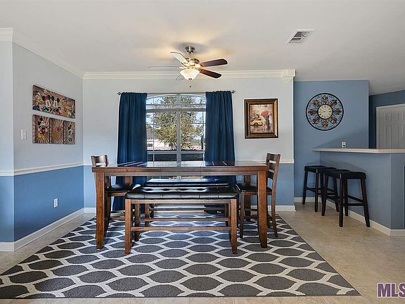 3rd image of 26016 Wimbledon Ave