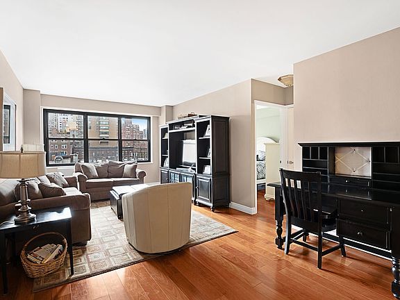 2nd image of 1402 3rd Ave #10D