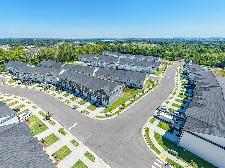 Residences At Hardin Valley — Photo 6