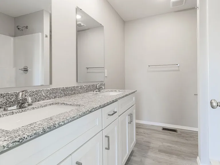 3415 N Nixon Ave — Photo 6