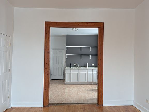 3rd image of 2428 W Diversey Ave #2A