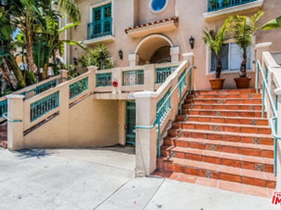2nd image of 1515 N Fairfax Ave APT 10
