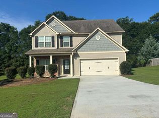 1227 Saint James Pl, Loganville, GA
