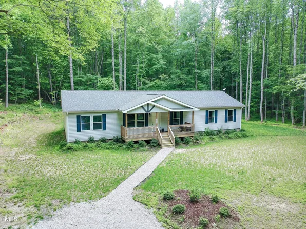 3014 Split Wood Ct, Oxford, NC 27565