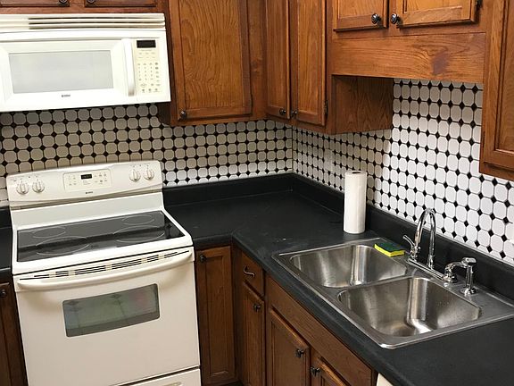 5th image of 7022 Chapel St APT 2A