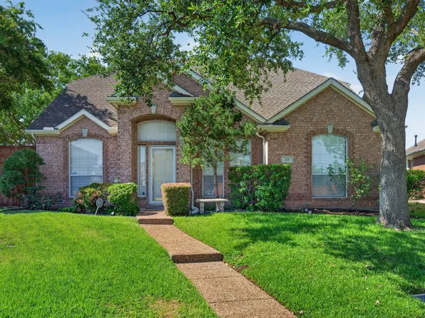 120 Stonecreek Dr, Irving, TX 75063