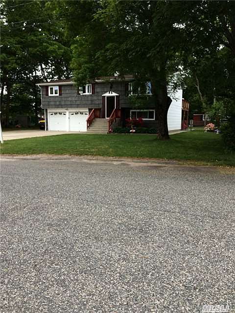 1st image of 200 Van Buren St