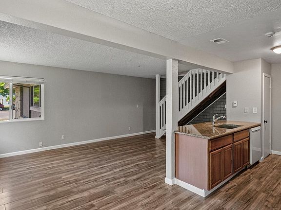 4th image of 2521 Coffey Lane