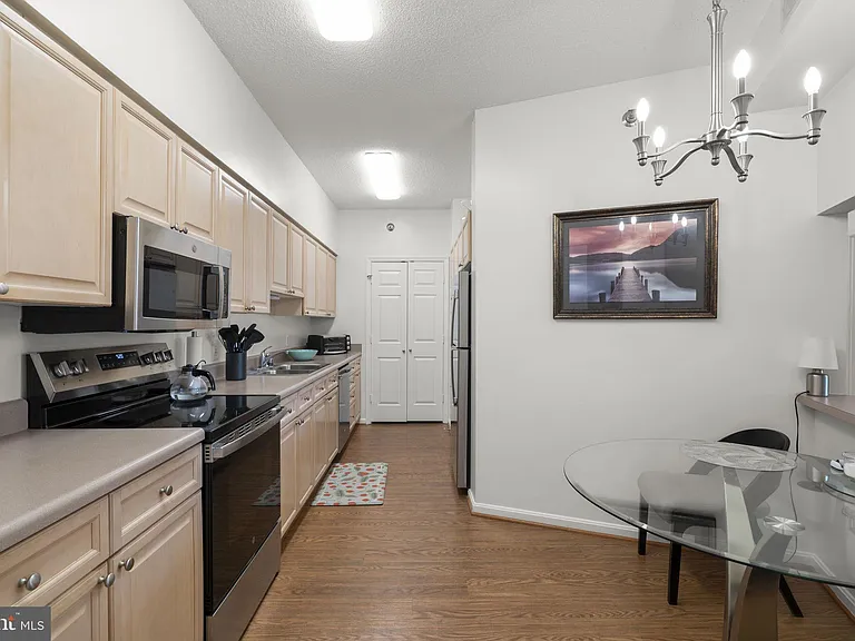 3005 S Leisure World Blvd #211 — Photo 15
