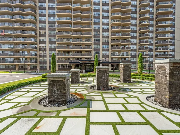 17-85 215th Street image 41 of 41