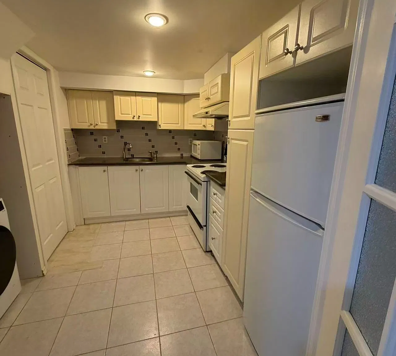 2 bed, $2,200 — Photo 4
