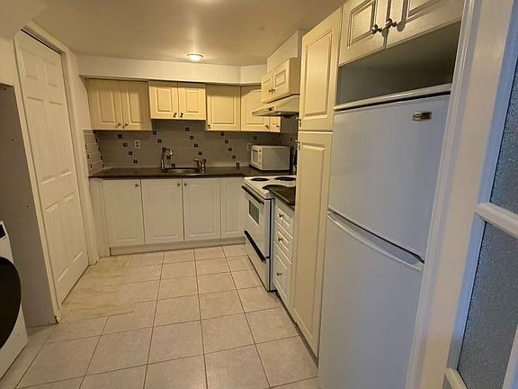 5th image of 139 Church Ave #Basement
