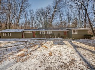 250 Woodbine Rd, Stamford, CT 06903