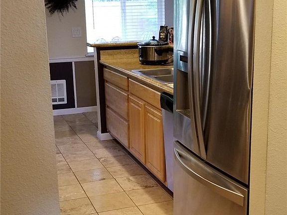 5th image of 1728 E Pioneer APT 19