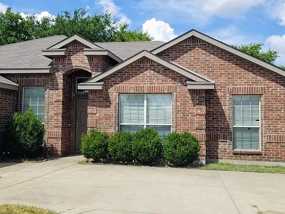 2nd image of 1801 Katrina Ln