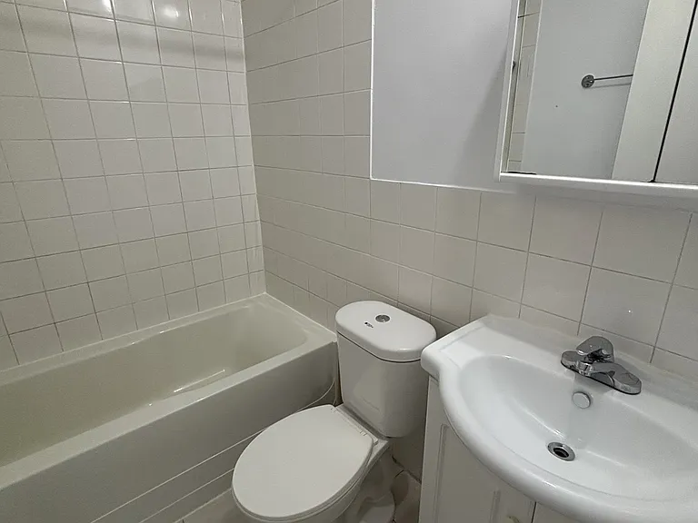 345 Laurier Ave E #1001 — Photo 9