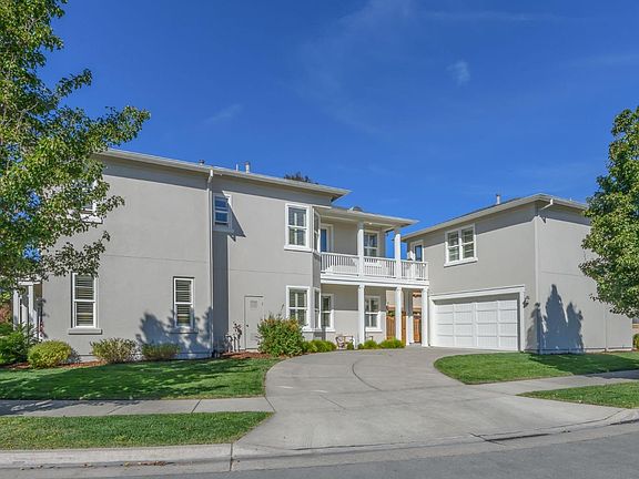 4th image of 486 Hawk Drive