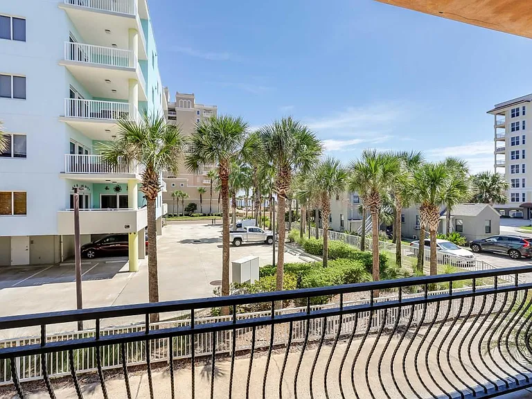 Balcony looking towards Ocean.