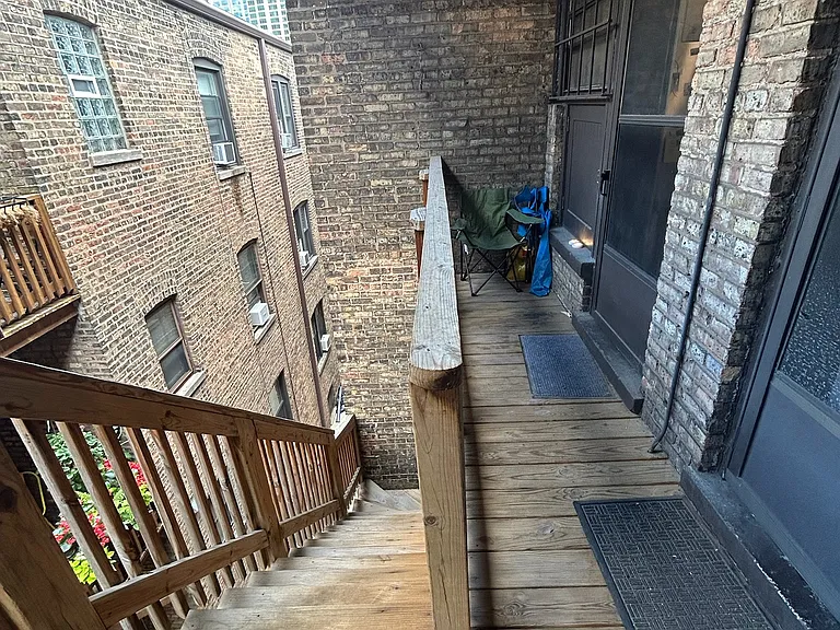 541 W Brompton Ave #3N — Photo 30