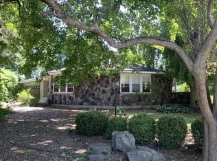 10 Stratford Pl, Binghamton, NY 13905