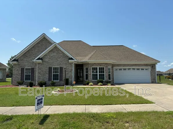 103 S Merganser Dr, Pikeville, NC 27863