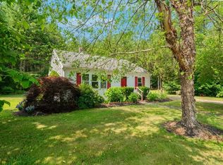372 Lucy Little Rd, Dartmouth, MA 02747