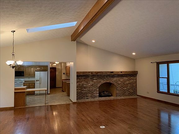 4th image of 180 Vireo Ln