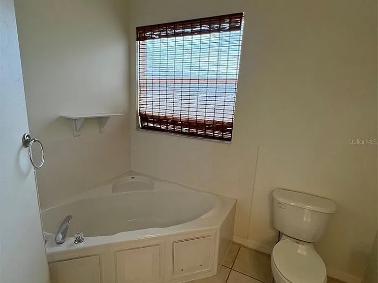 4733 Cranberry Blvd — Photo 10