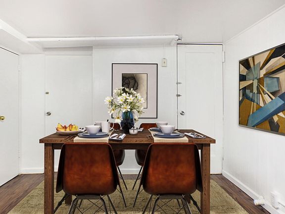 EIK (virtually staged)