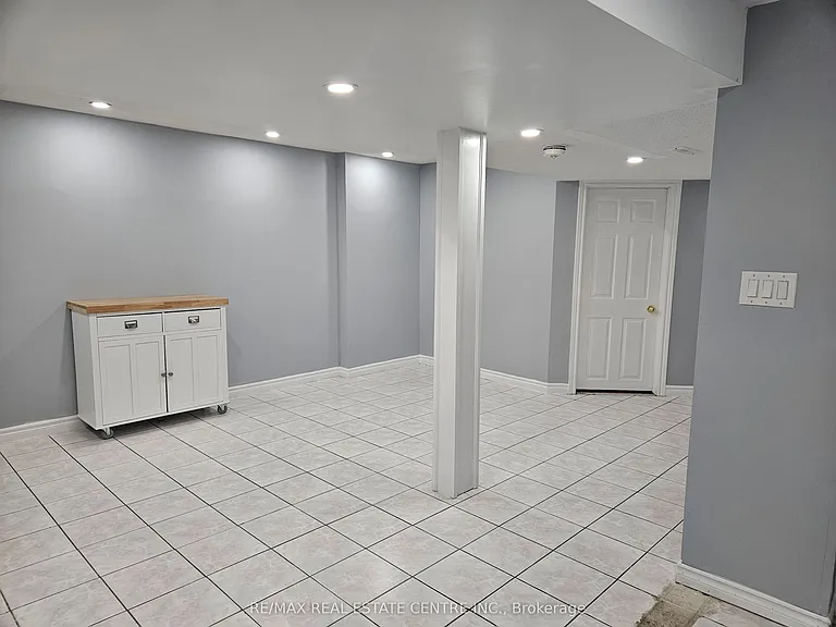 55 Tulip Dr #BASEMENT — Photo 7
