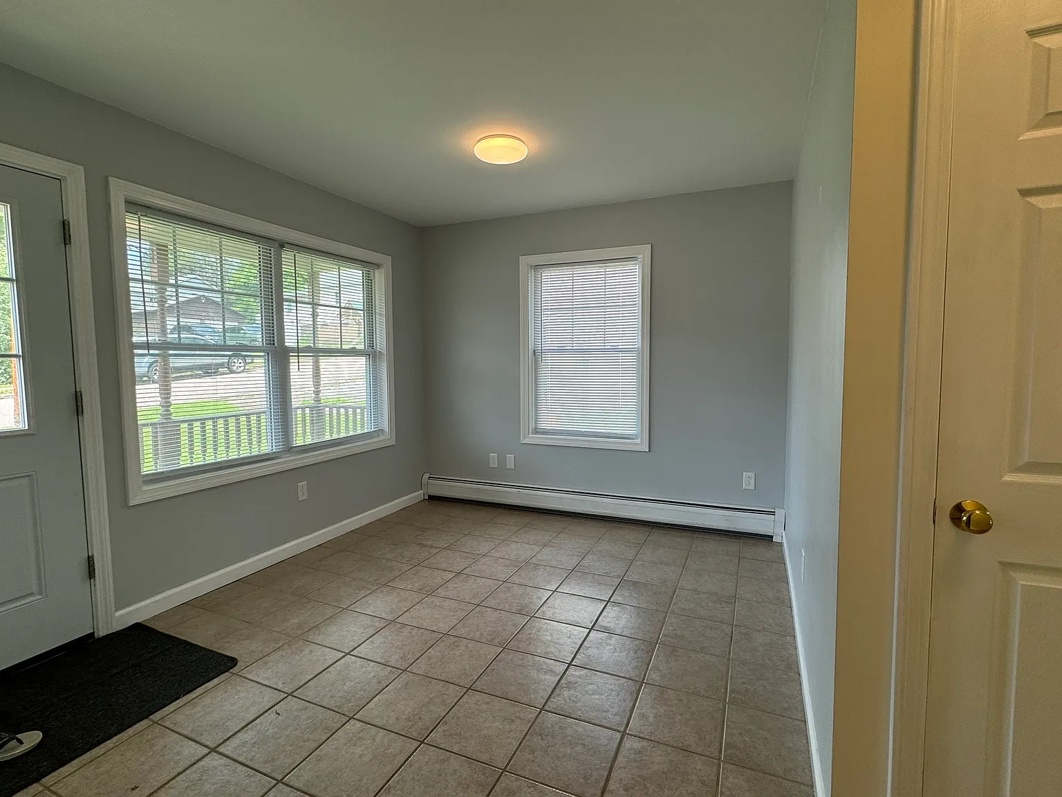 3 bed, 2.5 bath, 1543 sqft, $2,800 — Photo 2