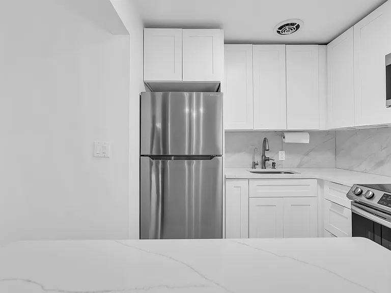 1901 Kennedy Blvd #202 — Photo 2
