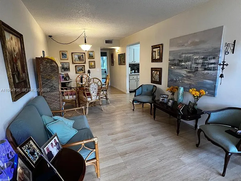1551 SW 135th Ter #111G — Photo 2