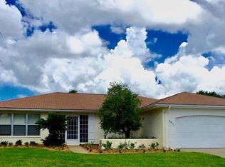 8811 50th Ave W, Bradenton, FL 34210