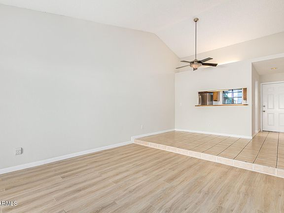3rd image of 302 N SYCAMORE Street #19