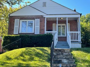 8766 Pine Ave, Saint Louis, MO 63144