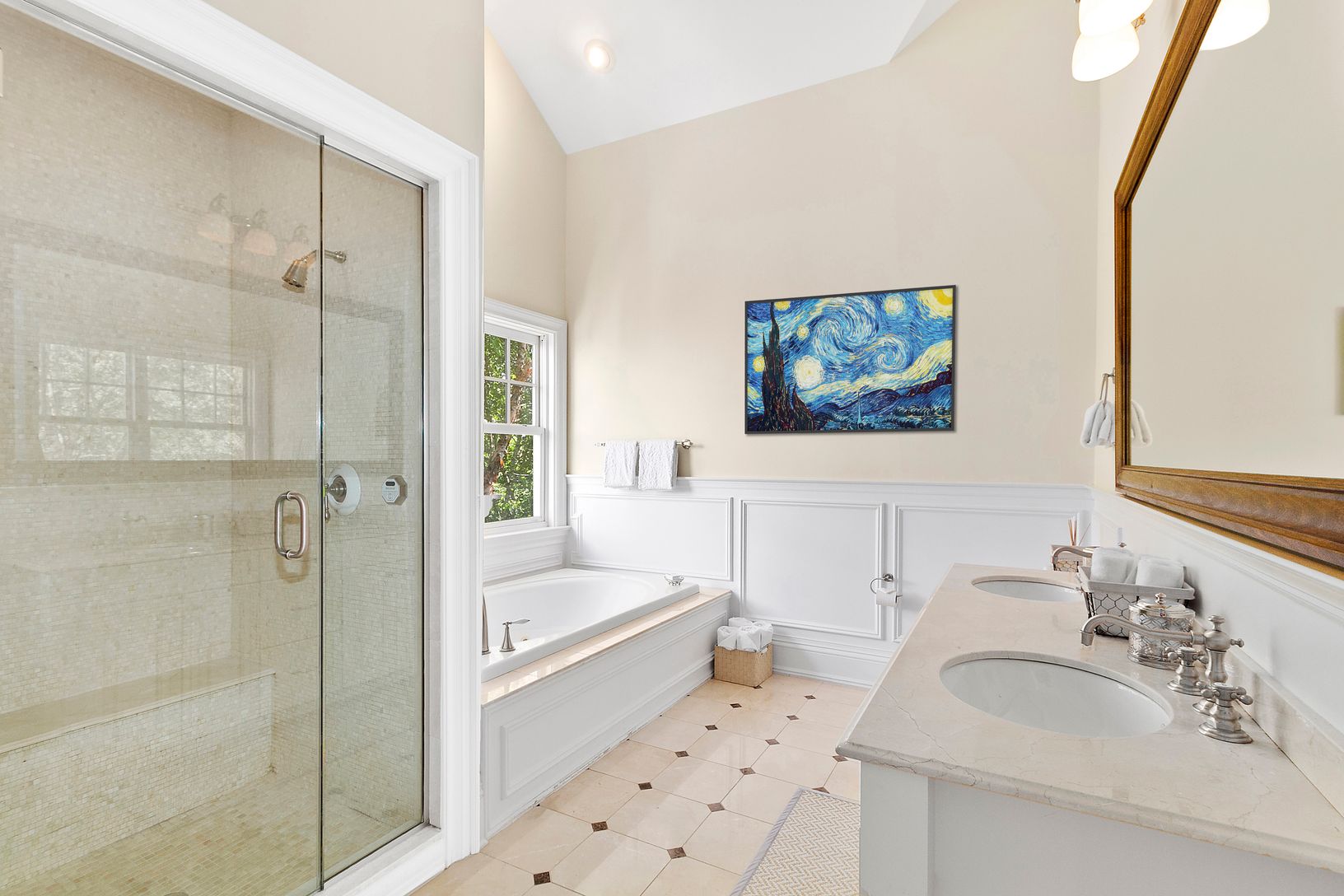  Master Bedroom #1 Bath