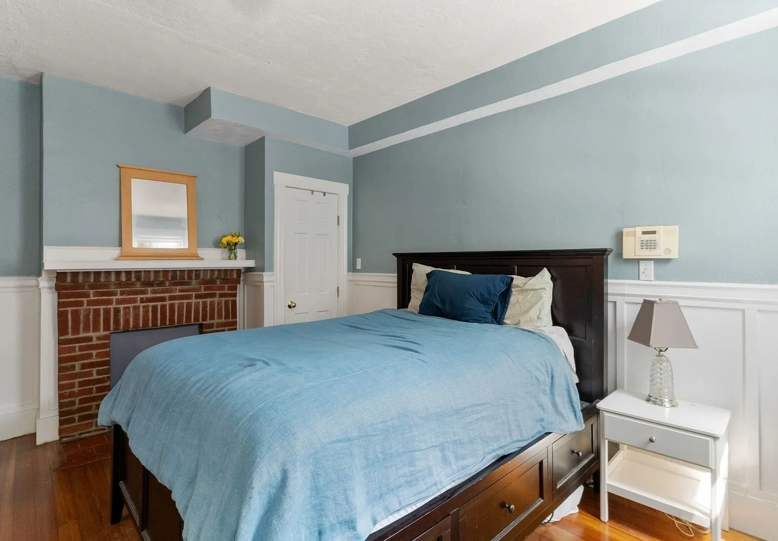 Studio, 1.0 bath, 480 sqft, $2,400 — Photo 3