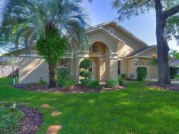 3rd image of 9422 Pebble Glen Ave
