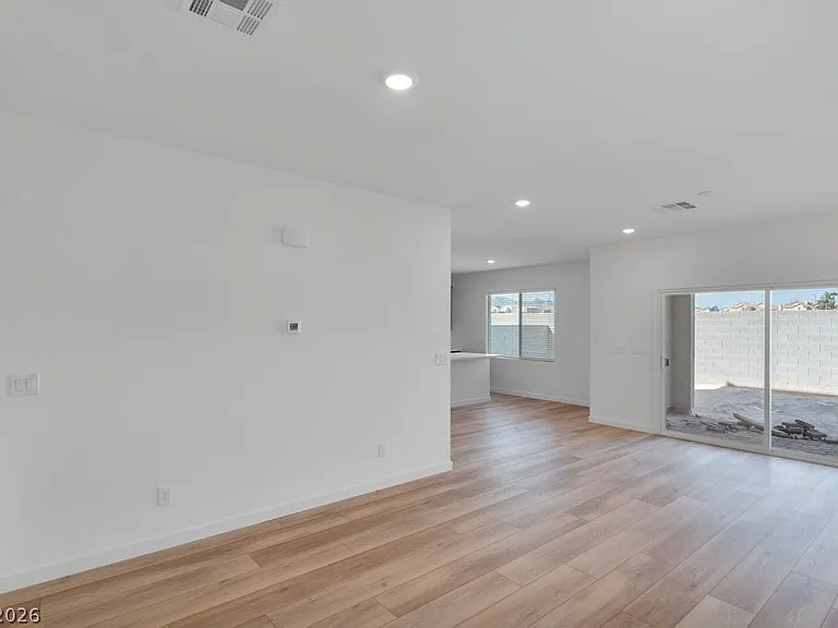 8328 Meridian Ridge Ave — Photo 23